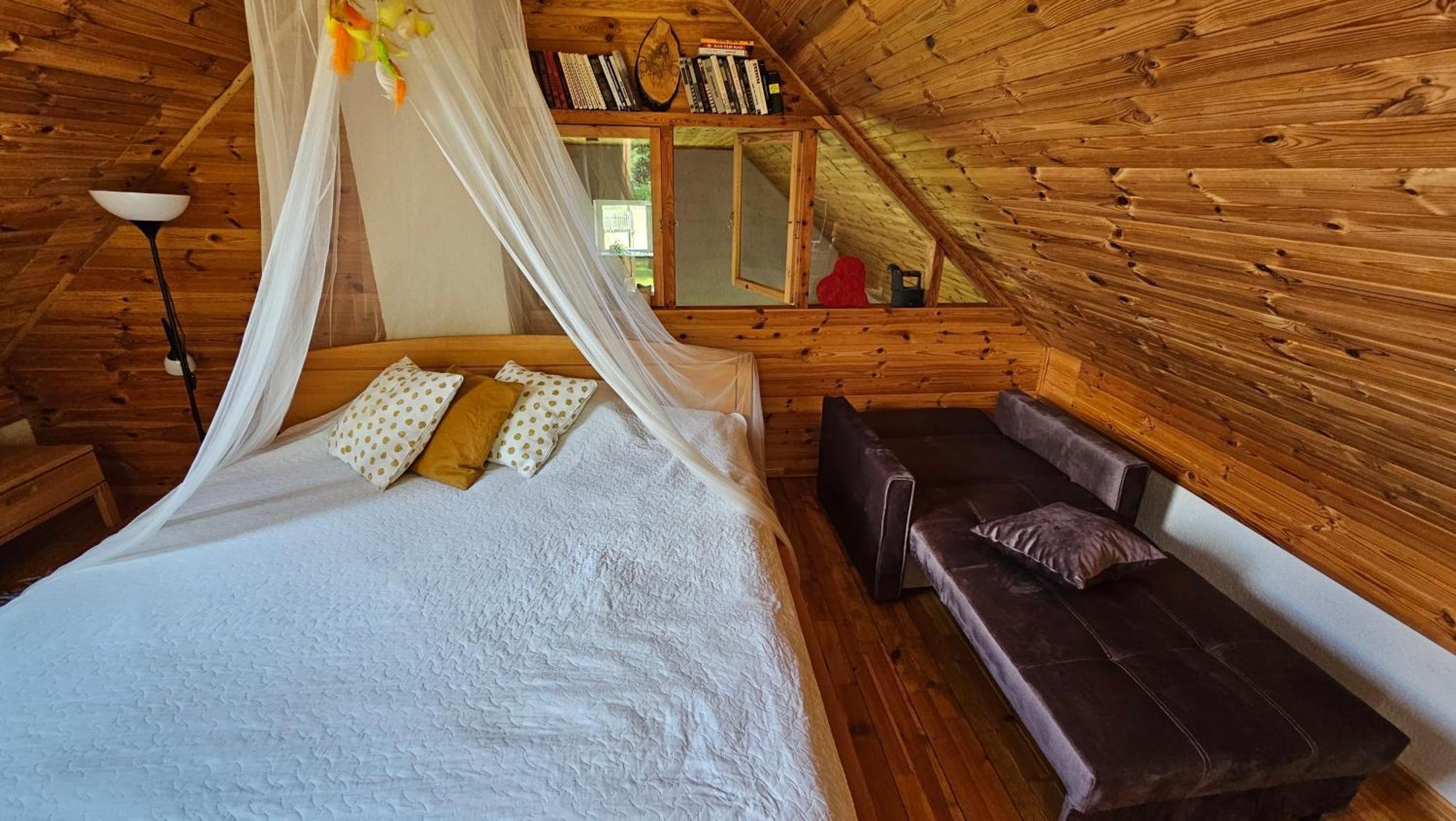 Burzini Kuldīga Quarto foto